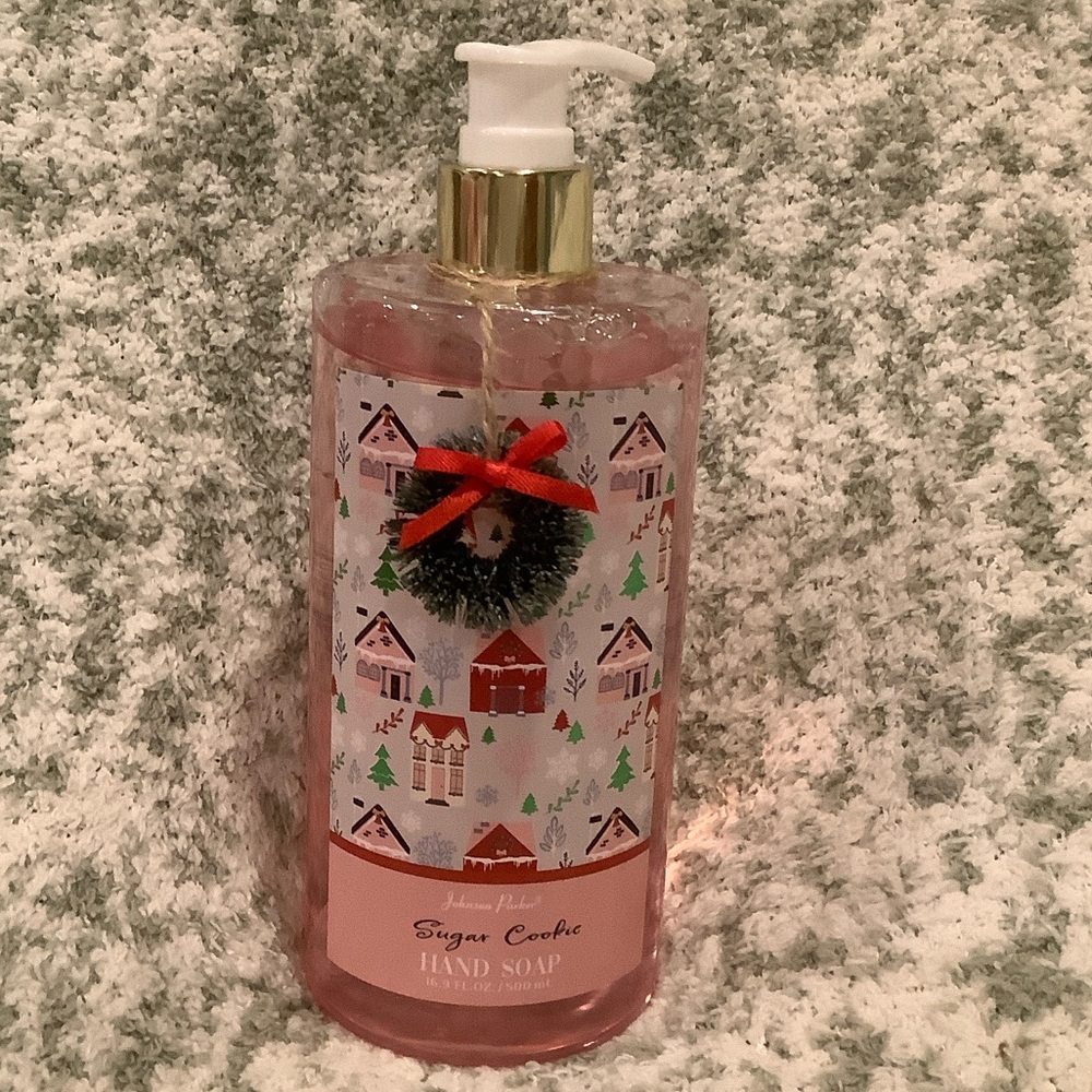 Johnson Parker Scented Sugar Cookie Winter Village Pink Hand Soap NWT 16.9 oz
